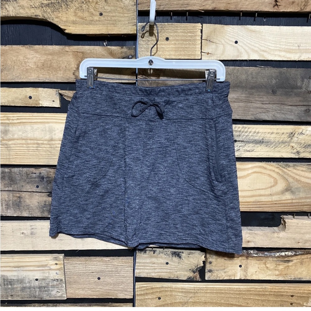 Kuhl Harmony Skort Skirt Gray M
Stretch Pockets Lined‎ Elastic
Waist Drawstring